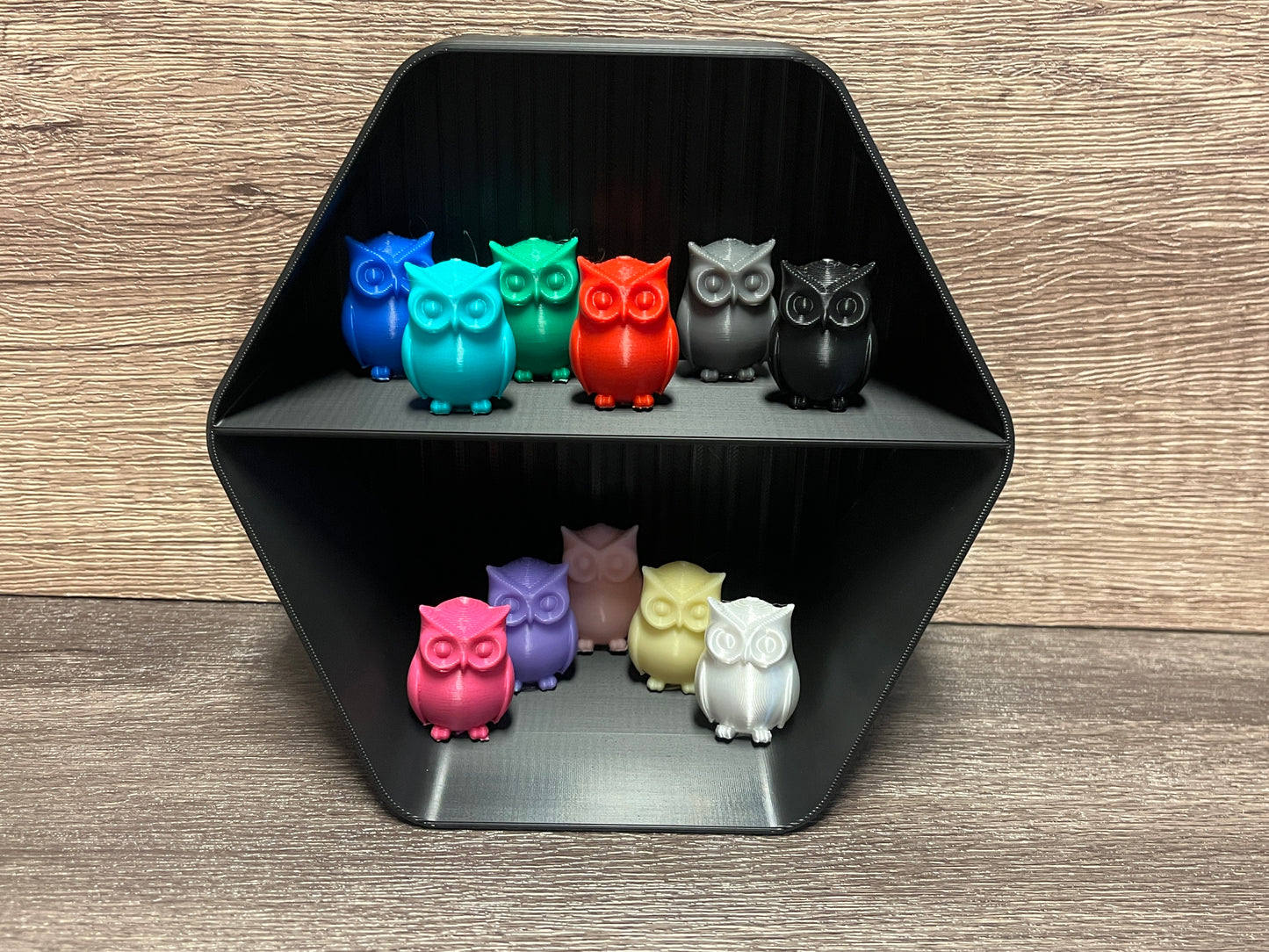 Buntstift Stiftebecher 3D-Druck – personalisierbarer Stifthalter | farbenfroher Schreibtisch Organizer | handgefertigt aus dem 3D Drucker