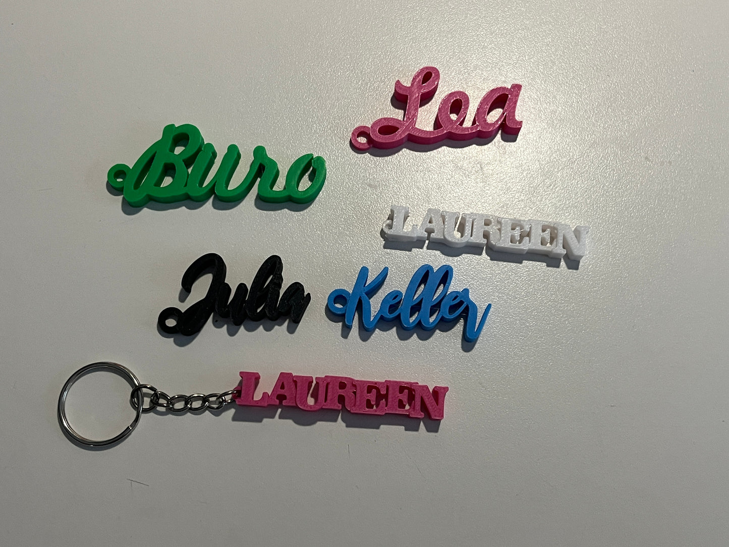 Schlüsselanhänger Personalisiert in Wunschfarbe