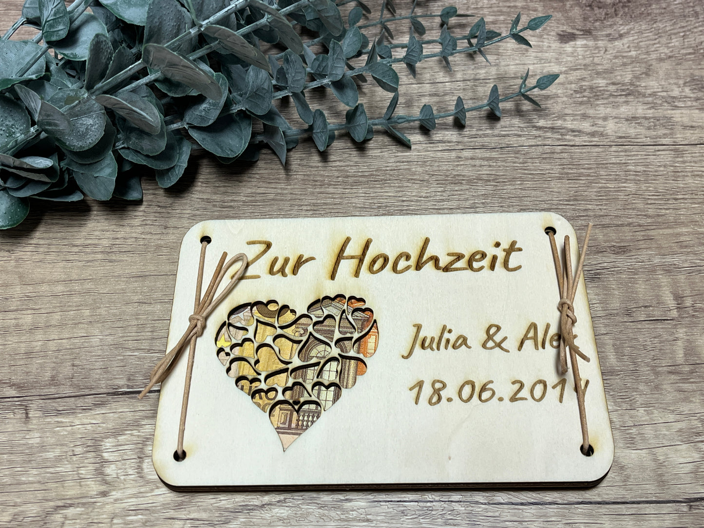Geldgeschenk zur Hochzeit mit Namen und Datum Wunscherfüller | Geschenkkarte aus Holz